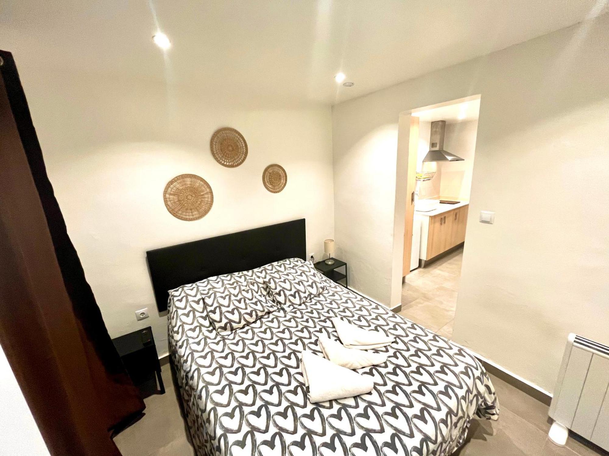 Apartamentos Con Bano Privado Frente Al Metro L5 Barcelona-Hospitalet 오스피탈레트 데 요브레가트 외부 사진