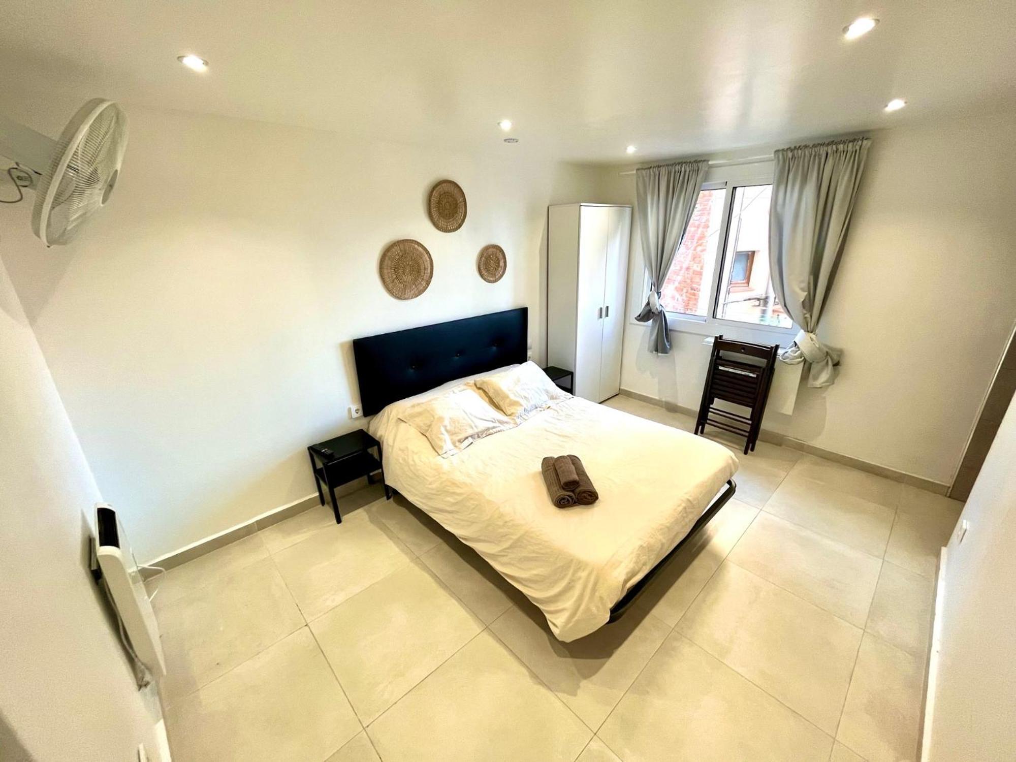 Apartamentos Con Bano Privado Frente Al Metro L5 Barcelona-Hospitalet 오스피탈레트 데 요브레가트 외부 사진